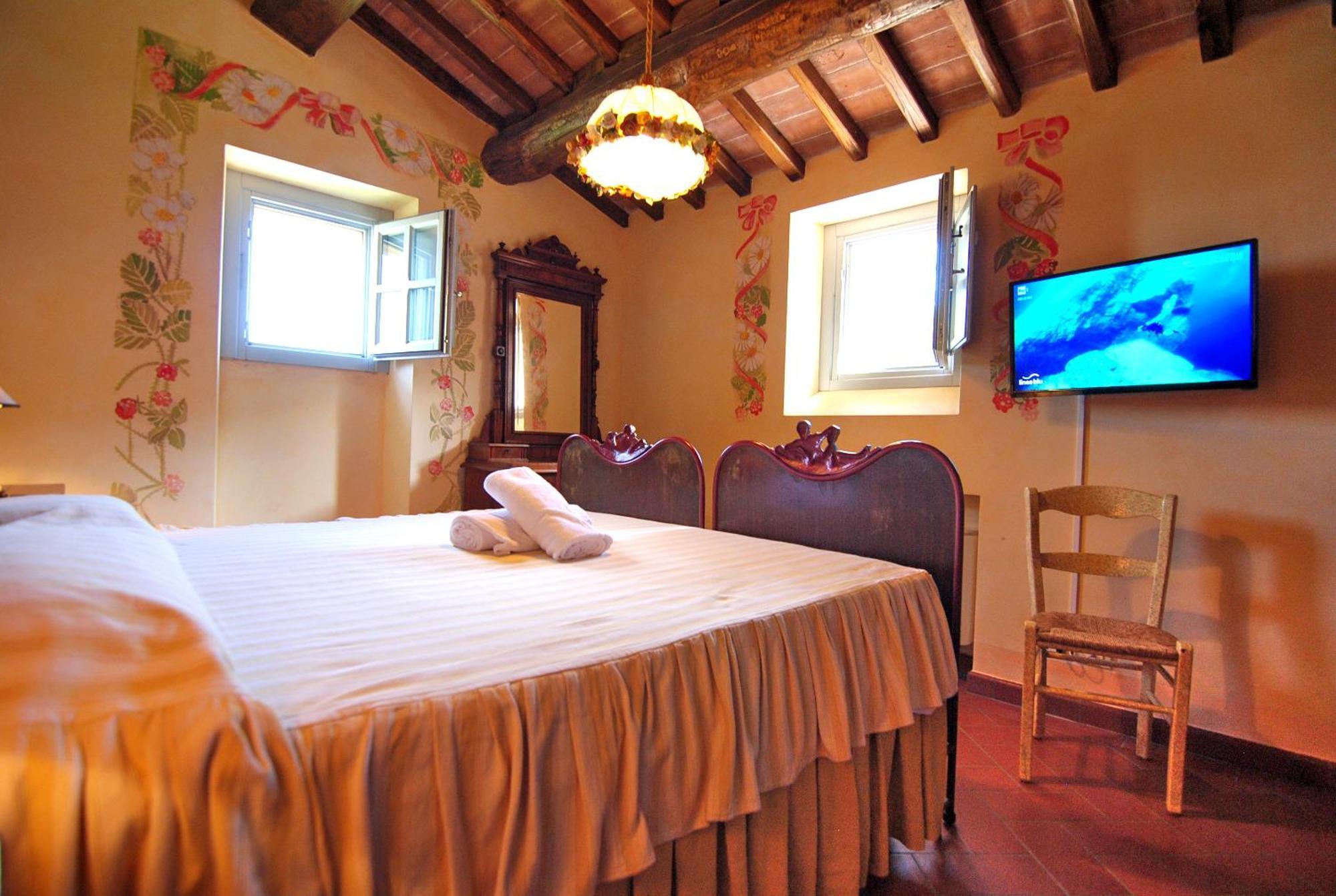 Paciano Agriturismo I Frati מראה חיצוני תמונה